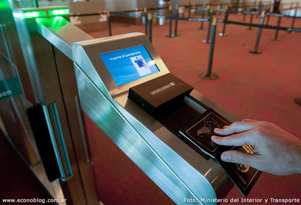 Puertas biometricas de Ezeiza