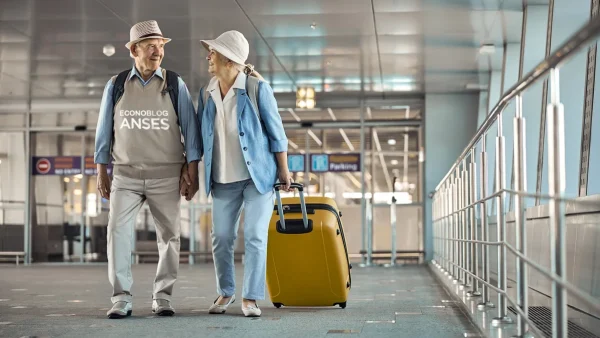 Jubilados de Anses en aeropuerto