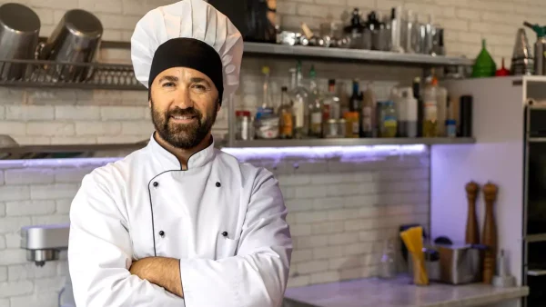 Cocinero riendo