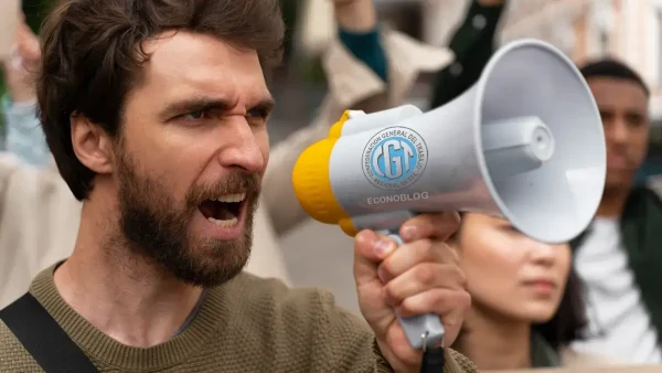 Trabajador de la CGT en la marcha