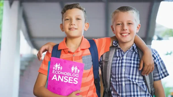 Niños de la AUH y SUAF de Anses