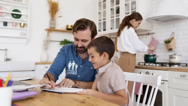 Familia del SUAF de Anses