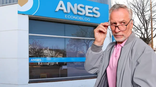 Jubilado pensando en la delegación de Anses