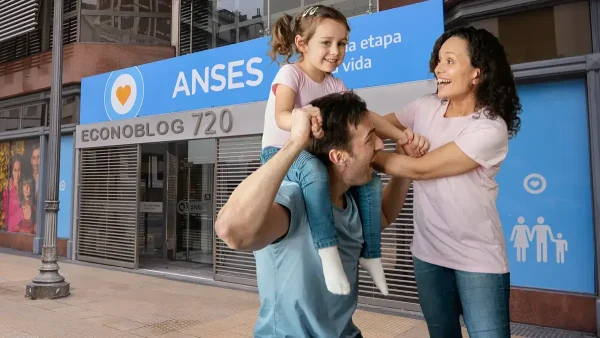 Familia del SUAF en delegación de Anses