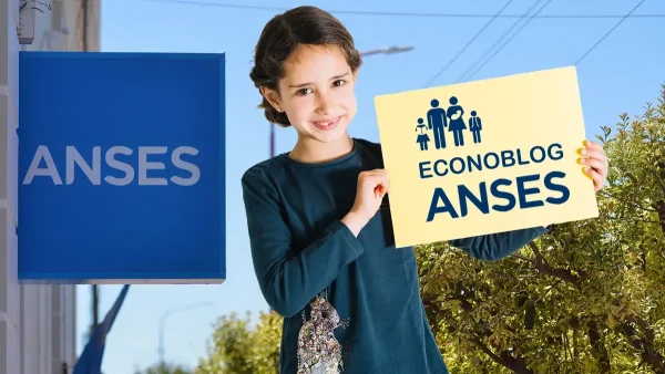 Niña titular de la AUH en Anses