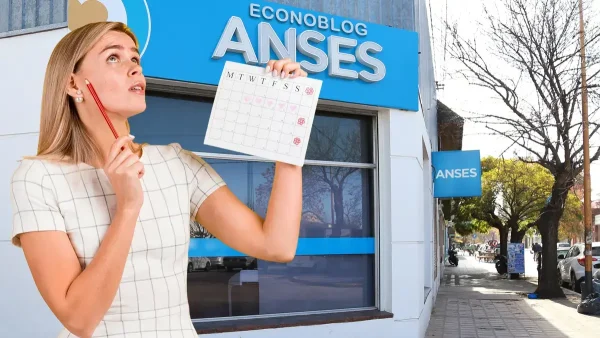 Mujer con el calendario de la Anses