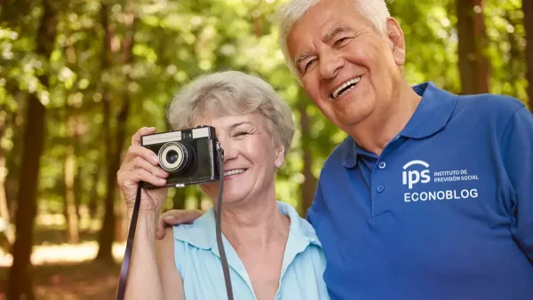 Jubilados del IPS haciendo turismo