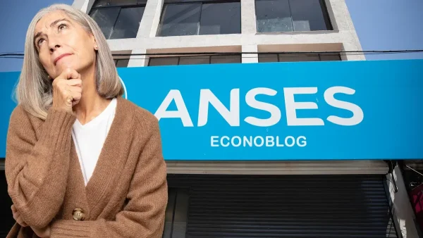 Jubilada pensando en Anses