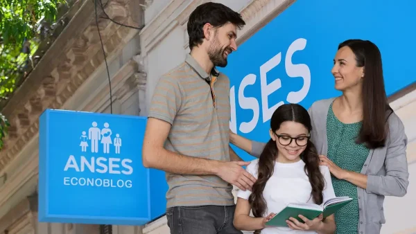 Familia de la AUH frente a la Anses