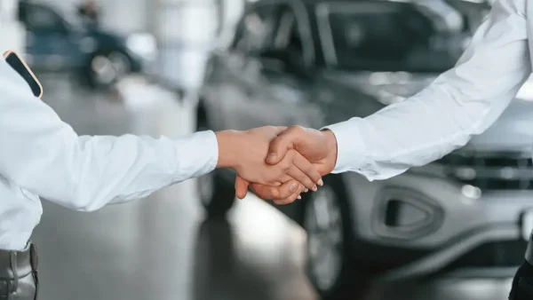 Acordaron venta de auto usado