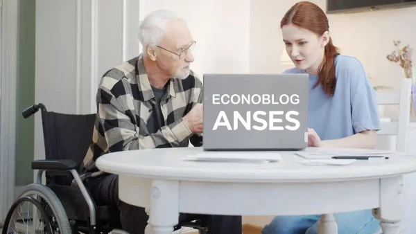 Titular de PNC en computadora de Anses