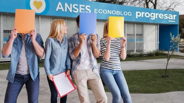 Estudiantes de Becas Progresar en Anses