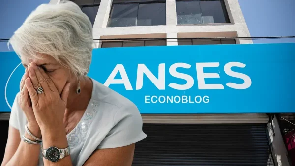 Jubilada triste en Anses