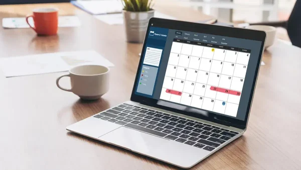 Computadora con un calendario