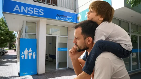 Padre de la AUH en Anses