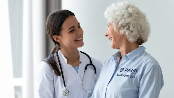 Jubilada de PAMI con una doctora