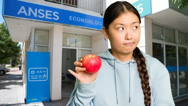 Beneficiaria de la Tarjeta Alimentar pensando en Anses