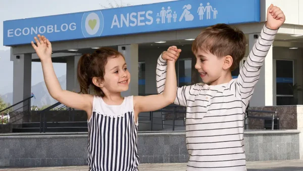 Niños de la AUH y SUAF en Anses